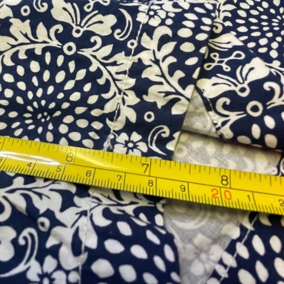 Southern Proper Men's Light Blue Tile Print  Size 34 Shorts - Picture 9 of 9